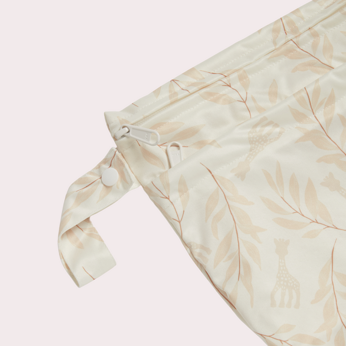 Sophie La Girafe Olive Leaf Day Tripper Wet Bag